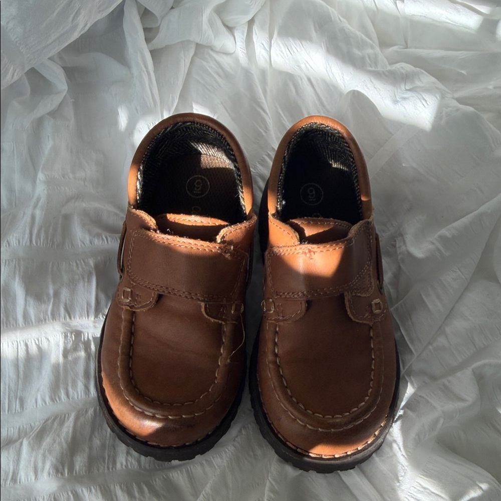Cat & Jack Tan Kids Dress Shoes